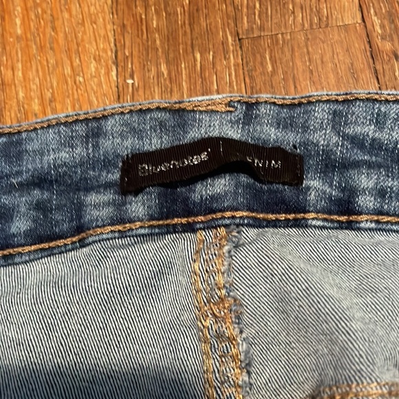 Blue ripped high rise jeans size 16 from bluenotes. - Picture 3 of 3